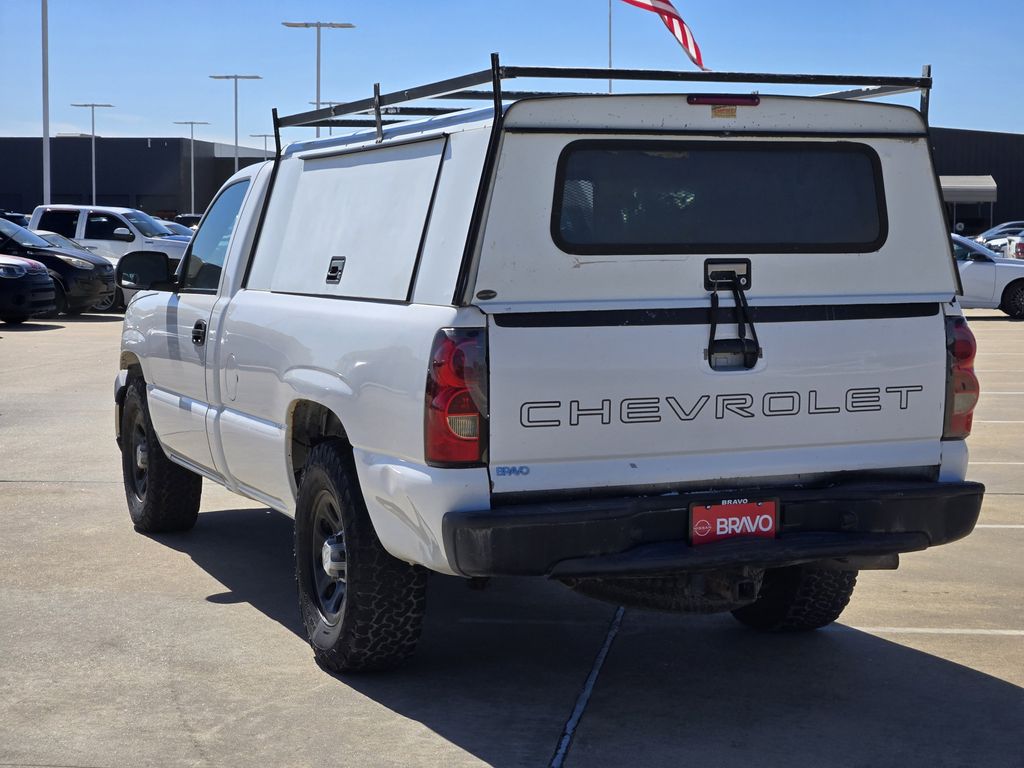2007 Chevrolet Silverado 1500 Classic Work Truck - 5