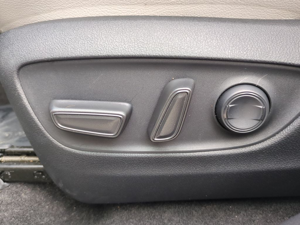 Used 2023 Silver Toyota XLE image 16