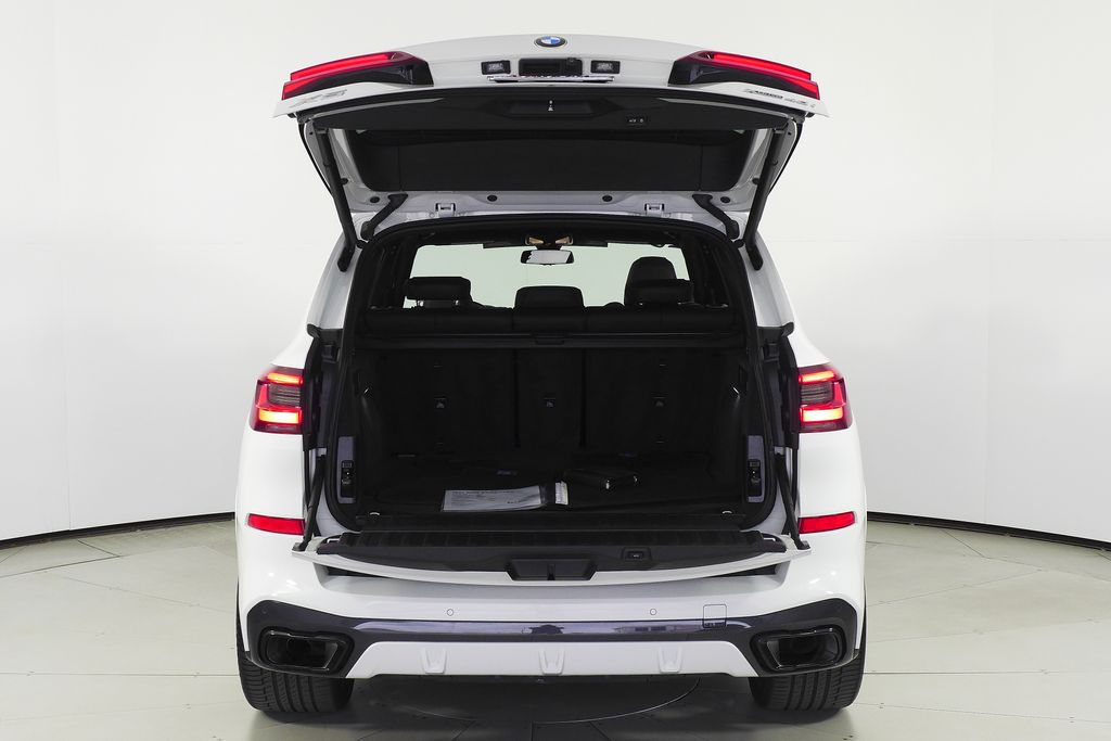Thumbnail: 2023 BMW X5 - 10