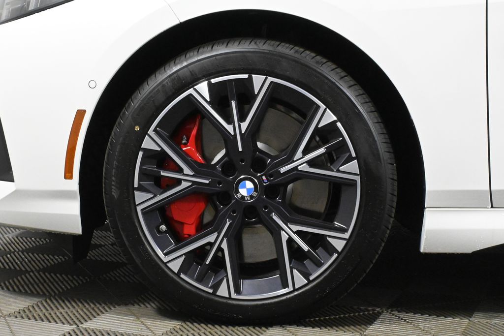 Thumbnail: 2025 BMW 2 Series - 12