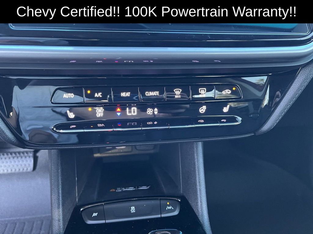 2022 Chevrolet Bolt EV 2LT 24