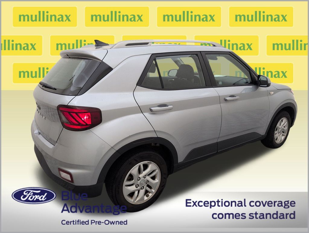 Certified Used 2020 Silver Hyundai SEL image 3