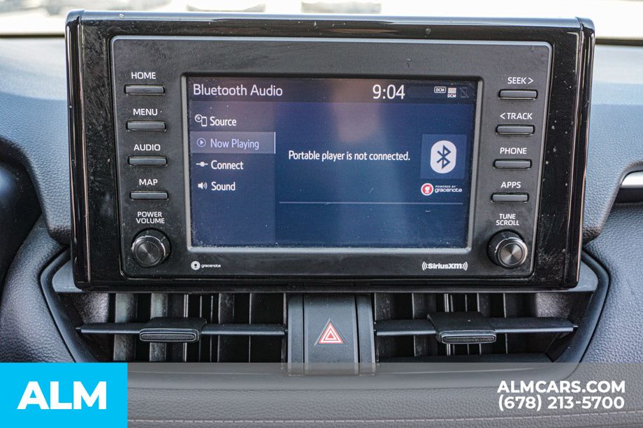 2021 Toyota RAV4 LE - Photo 38