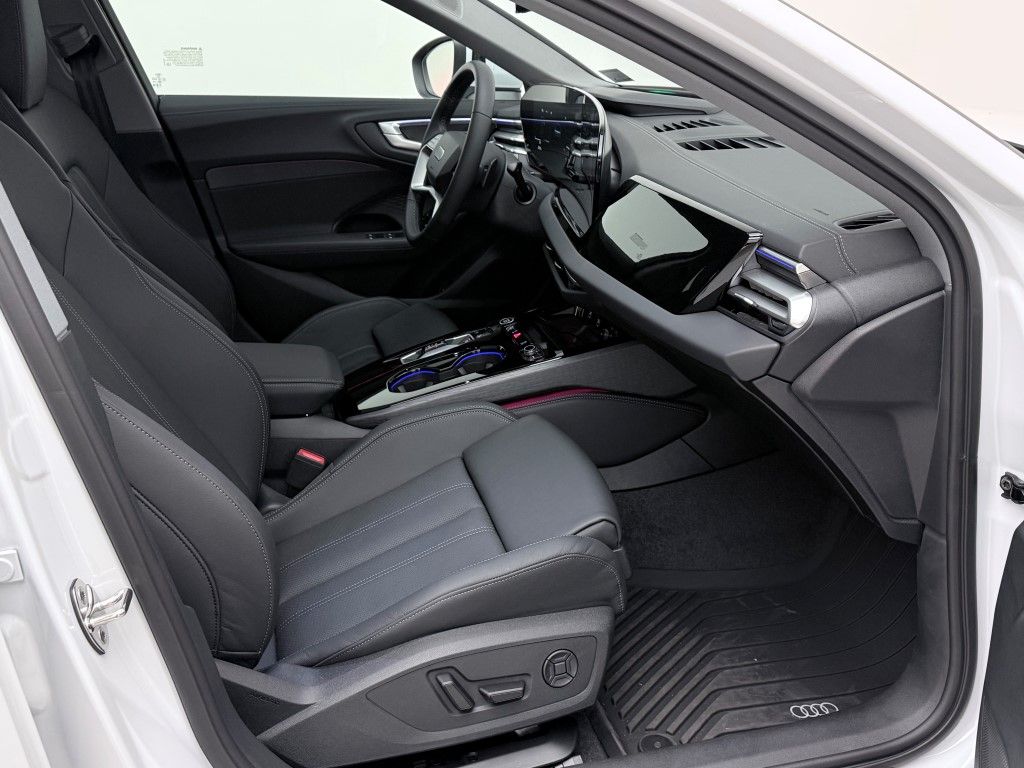 Thumbnail: 2025 Audi A5 - 14