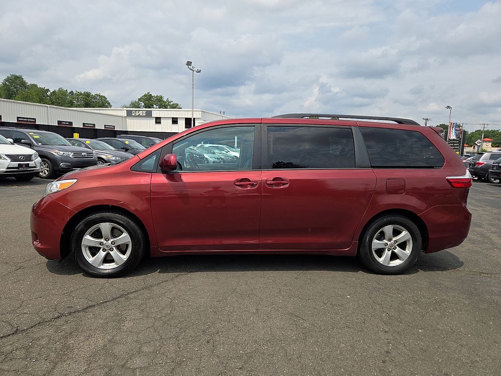 2017 Toyota Sienna
