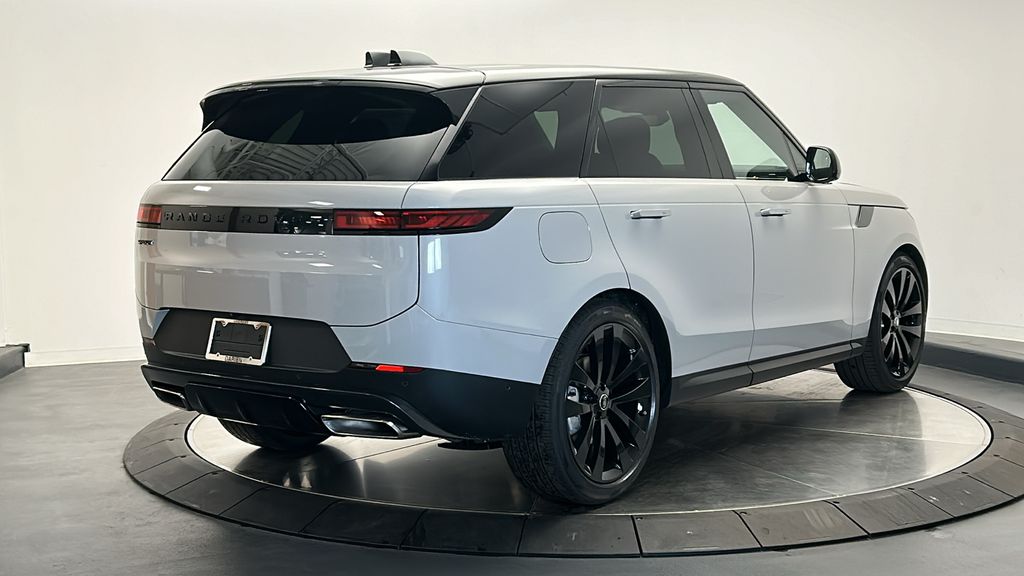 2025 Land Rover Range Rover Sport SE 5