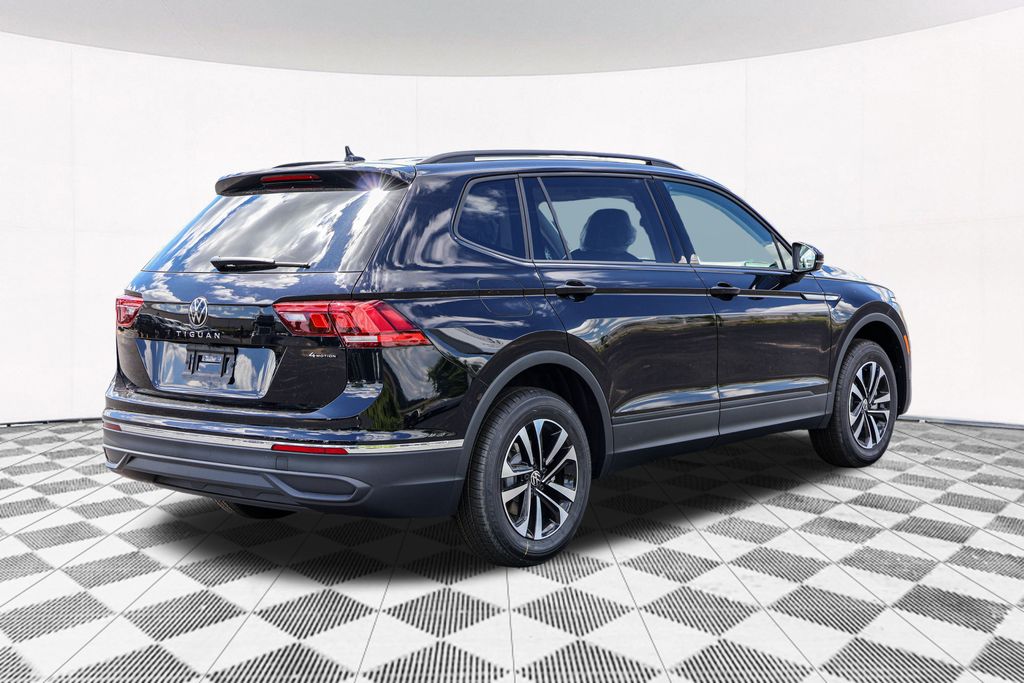 2024 Volkswagen Tiguan 2.0T S 8