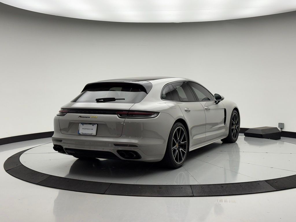 Thumbnail: 2020 Porsche Panamera - 9