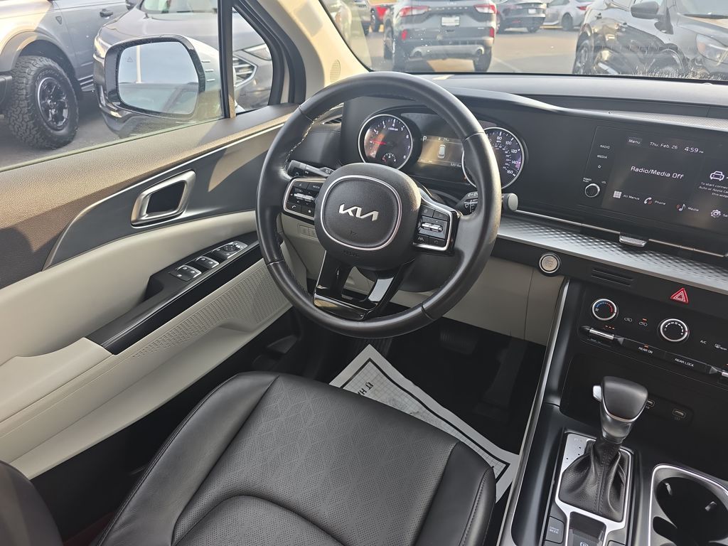 Certified Used 2023 Gray Kia LX image 18