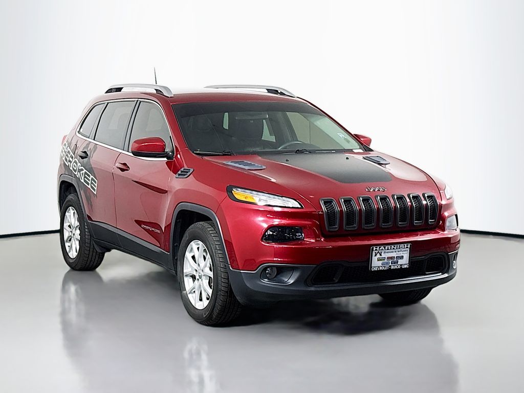 Deep Cherry Red Crystal Pearlcoat 2017 Jeep Cherokee Latitude 4WD SUV / Crossover Four-Wheel Drive 9-Speed Automatic