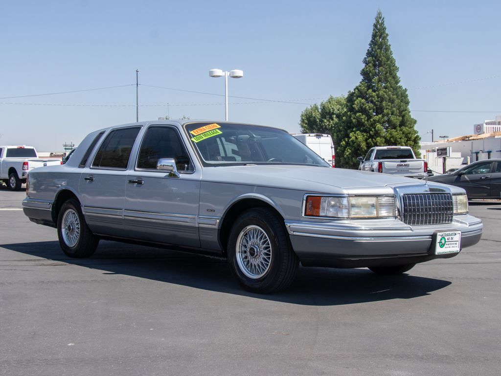 1993 Lincoln Town Car Cartier