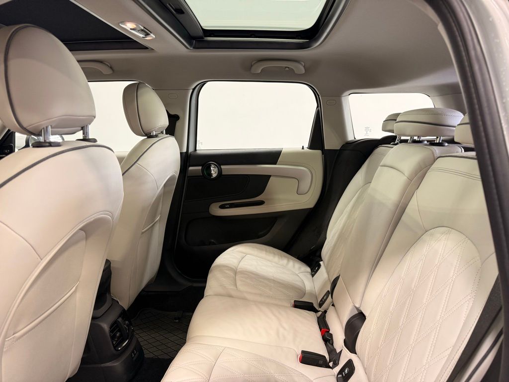 Thumbnail: 2023 MINI Cooper Countryman - 11