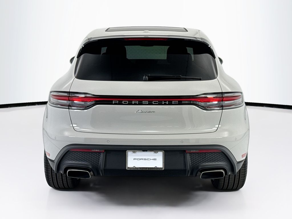Thumbnail: 2026 Porsche Macan - 6
