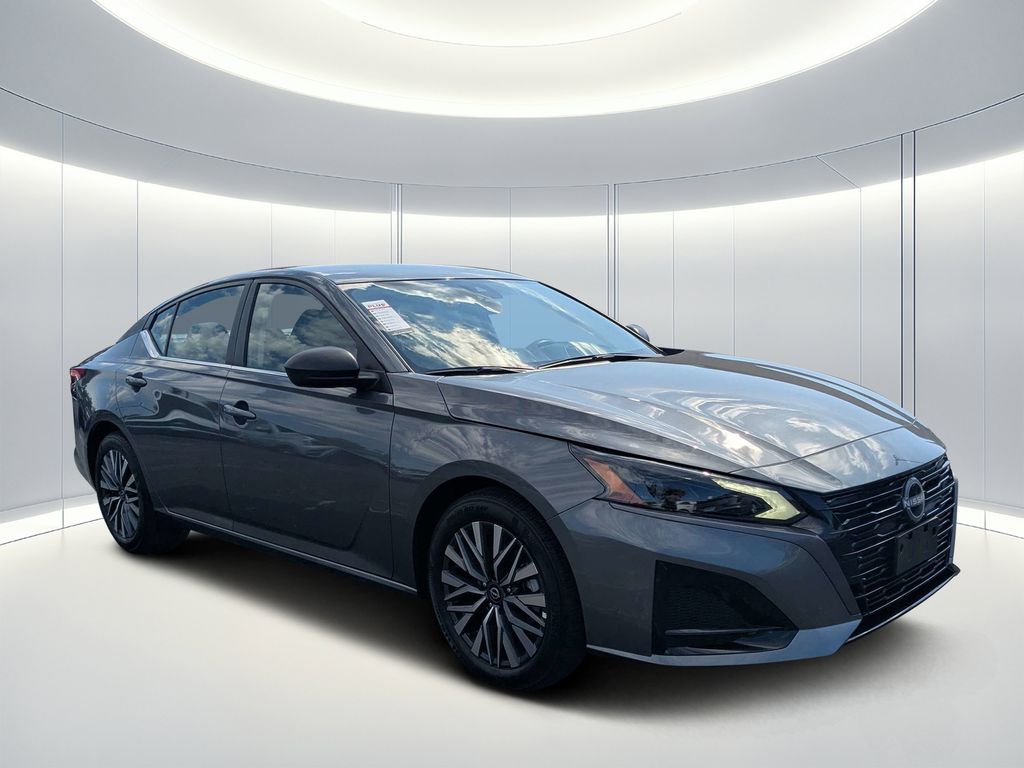 2026 Nissan Altima 2.5 SV FWD