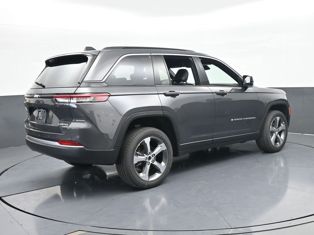New 2026 Baltic Gray Metallic Clearcoat Jeep Limited image 6