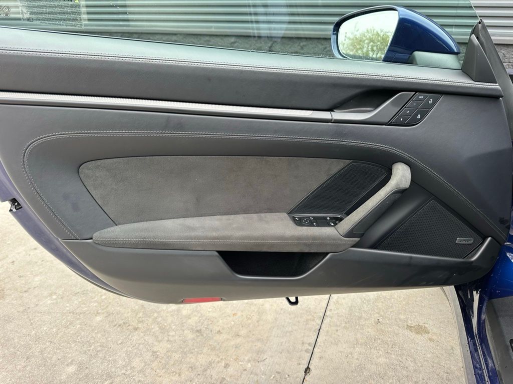 Thumbnail: 2024 Porsche 911 - 31