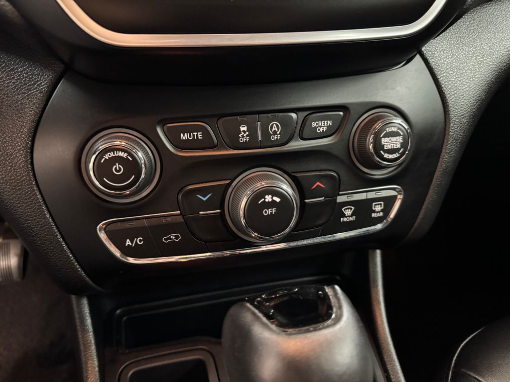 2021 Jeep Cherokee Altitude