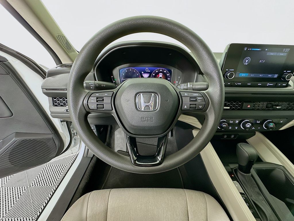 Thumbnail: 2023 Honda Accord - 11