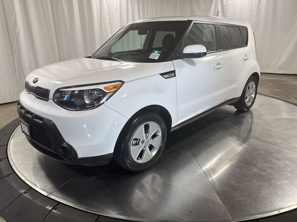 2016 Kia Soul Base