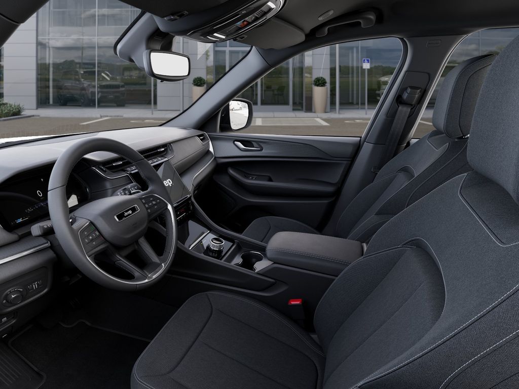 New 2026 Diamond Black Crystal Pearlcoat Jeep Laredo image 22