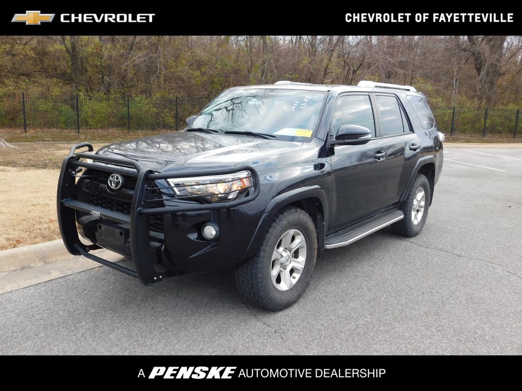 2016 Toyota 4Runner SR5 -
                Fayetteville, AR