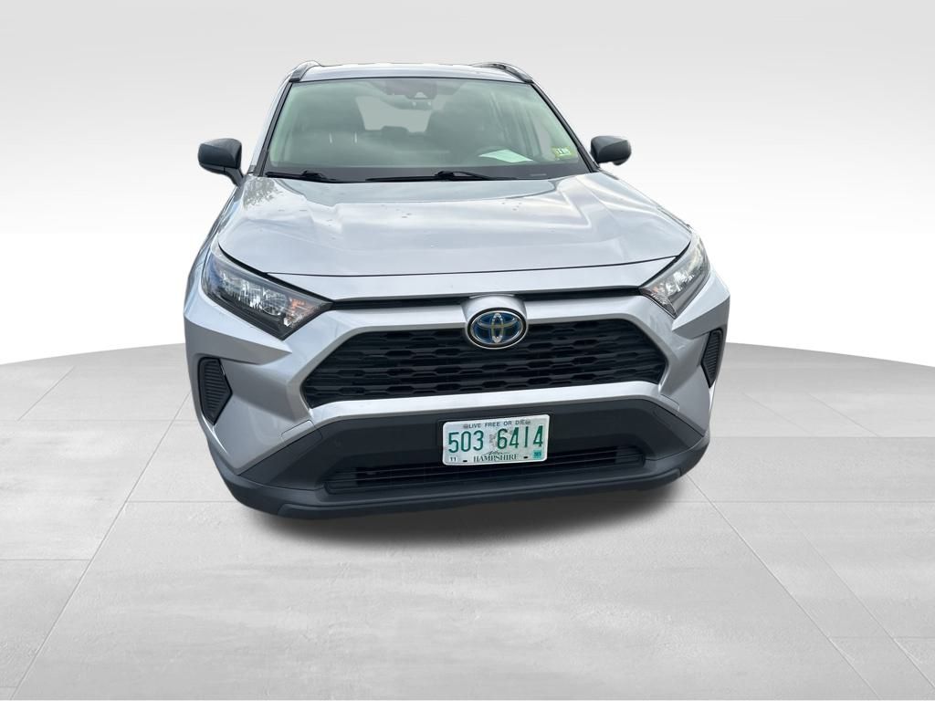 2019 Toyota RAV4 Hybrid LE 3