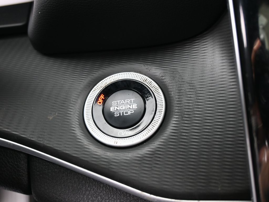 New 2026 Bright White Clearcoat Jeep Laredo X image 17