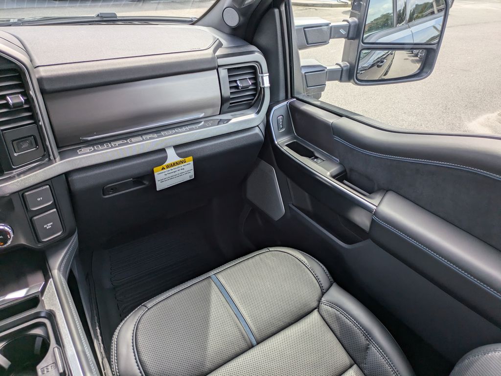 2026 Ford F-250 Super Duty Platinum