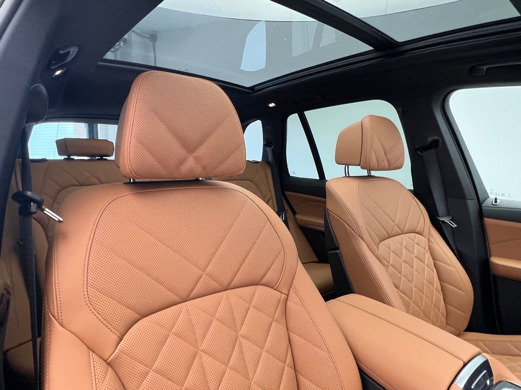 Thumbnail: 2025 BMW X5 - 7