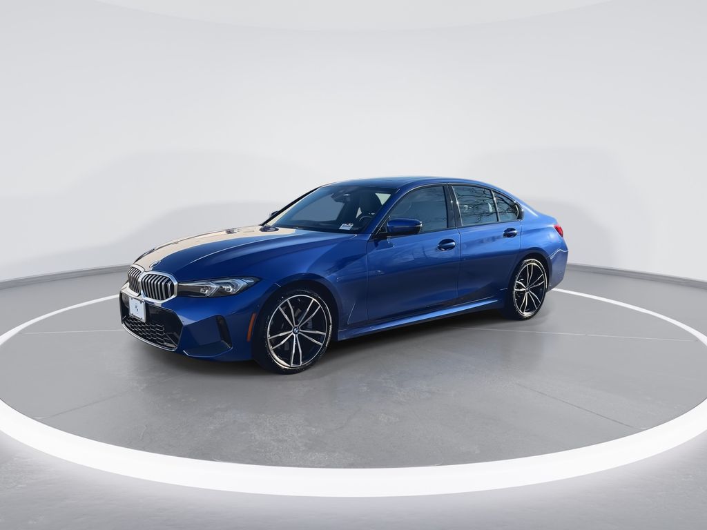 Thumbnail: 2023 BMW 3 Series - 4
