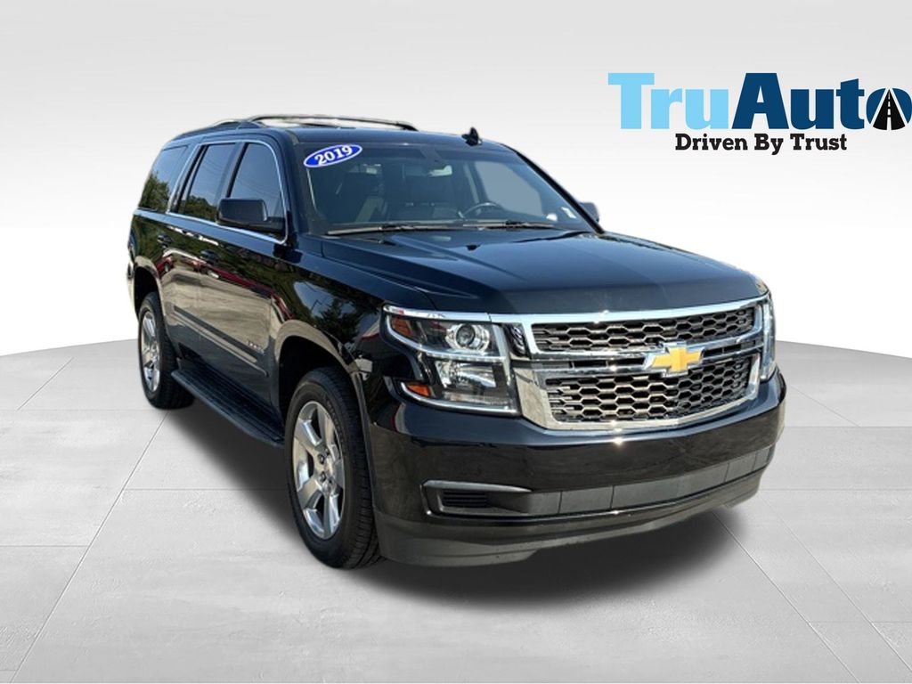 Black 2019 Chevrolet Tahoe SUV / Crossover Four-Wheel Drive 6-Speed Automatic Overdrive