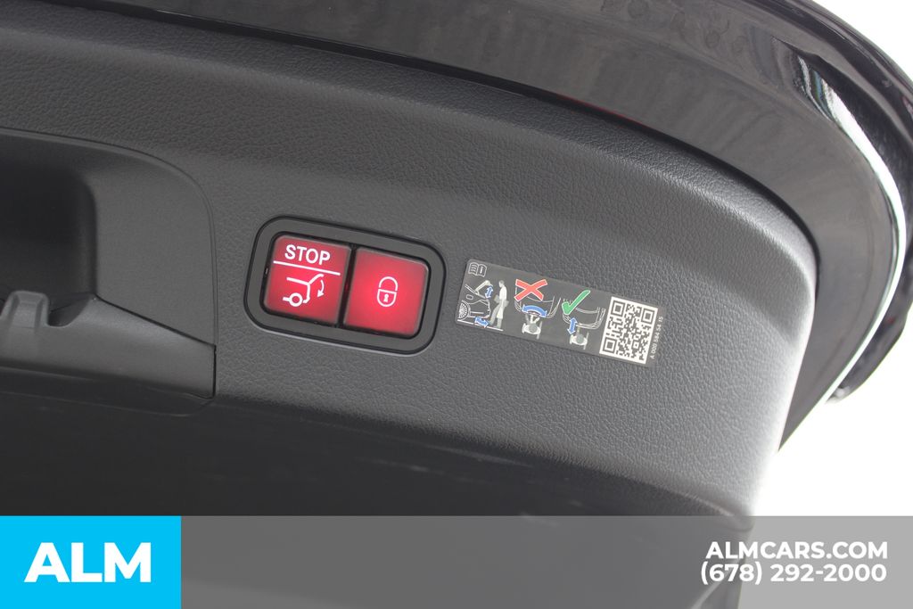 Used 2025 Black Mercedes-Benz GLE 53 AMG® image 18