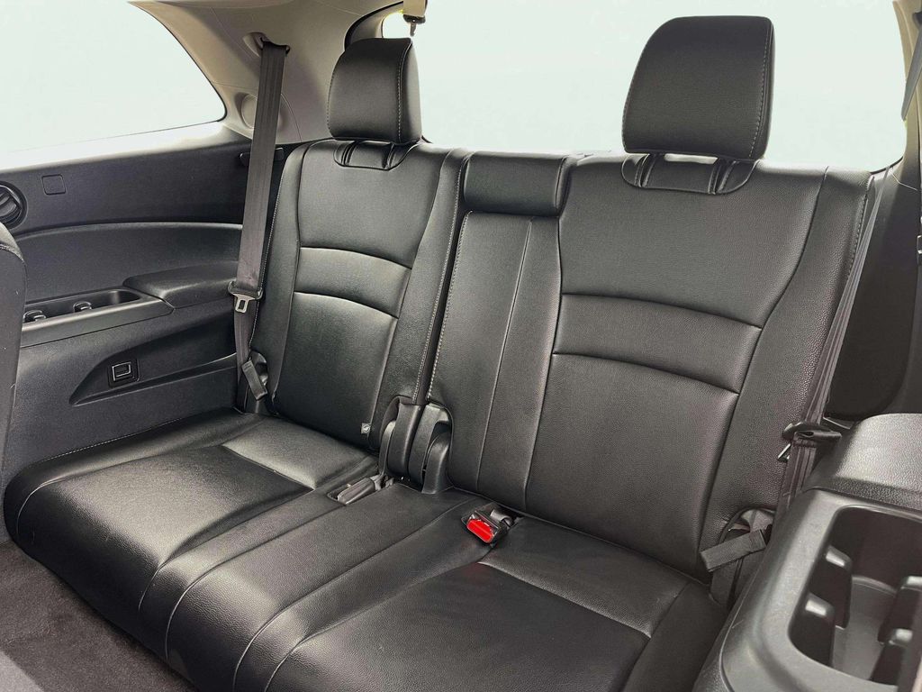 Used 2019 Crystal Black Pearl Honda Touring image 31
