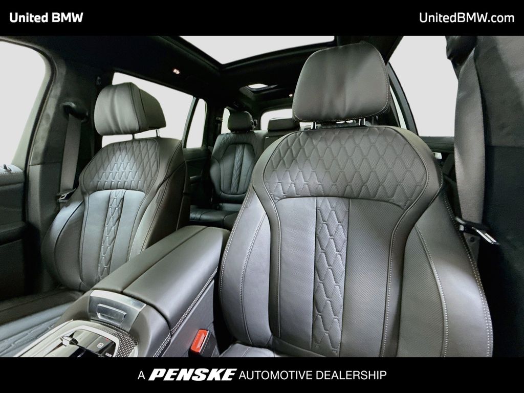 Thumbnail: 2027 BMW X7 - 5