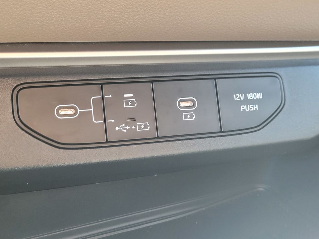 Used 2025 Blue Kia LXS image 21