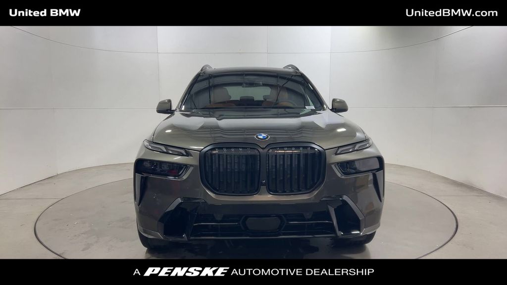 Thumbnail: 2026 BMW X7 - 3
