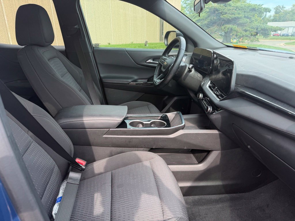 Used 2025 Chevrolet Equinox SUV