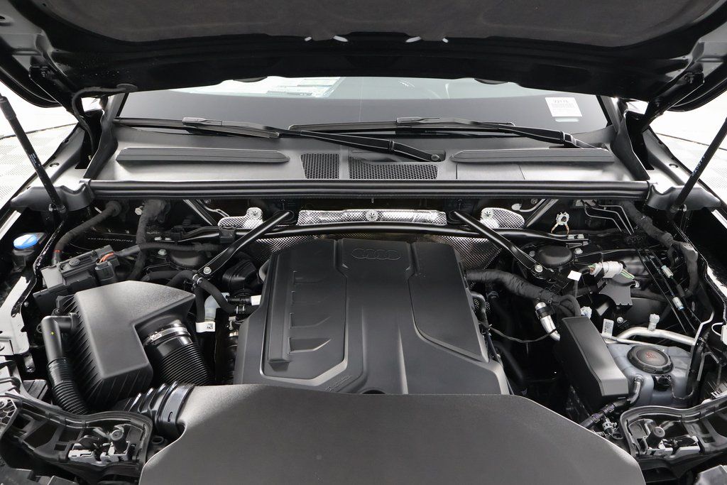 Thumbnail: 2026 Audi Q5 - 9