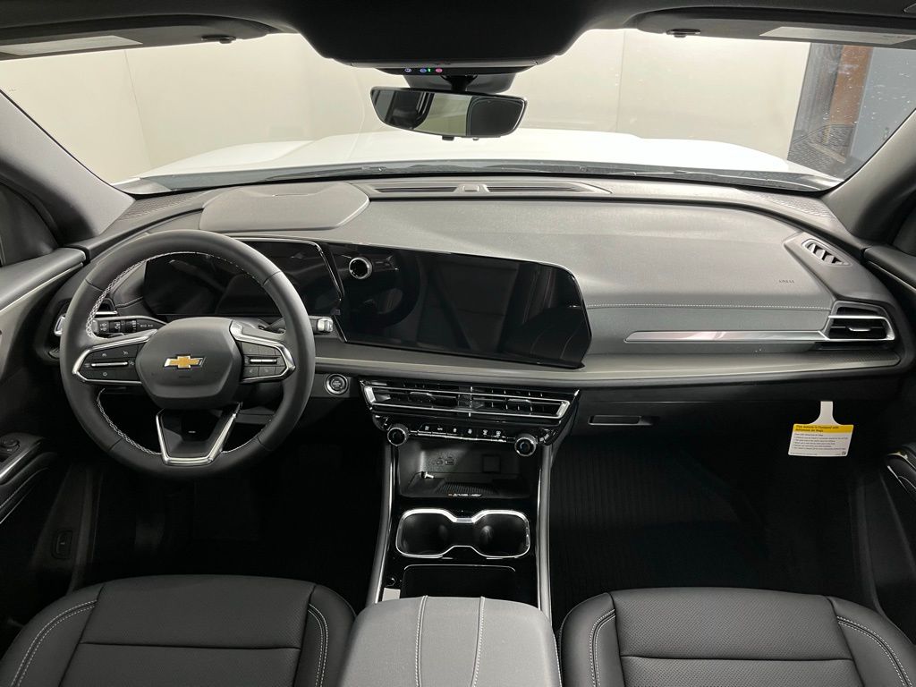 Thumbnail: 2026 Chevrolet Traverse - 17