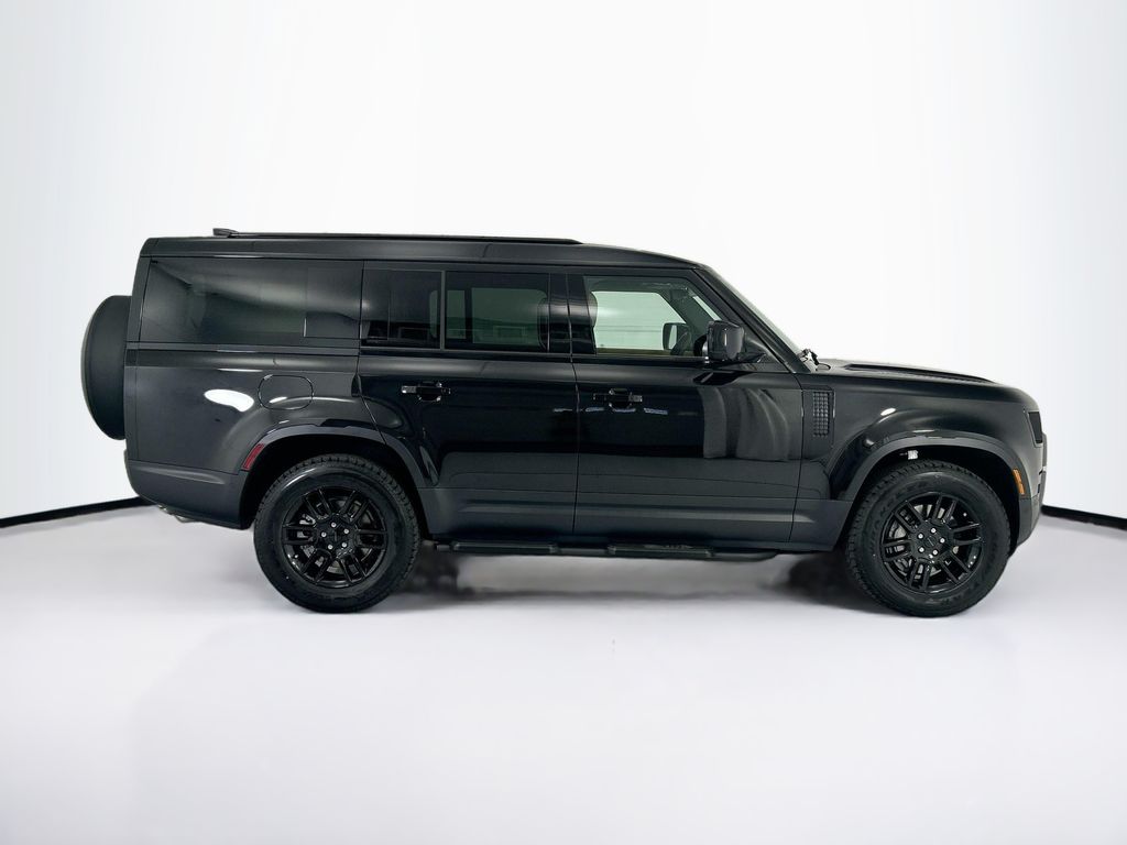 Thumbnail: 2026 Land Rover Defender - 4