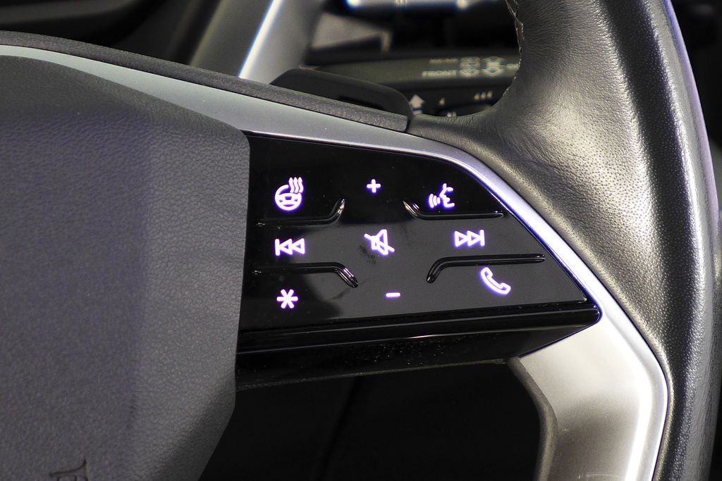 Thumbnail: 2024 Audi Q4 e-tron - 29