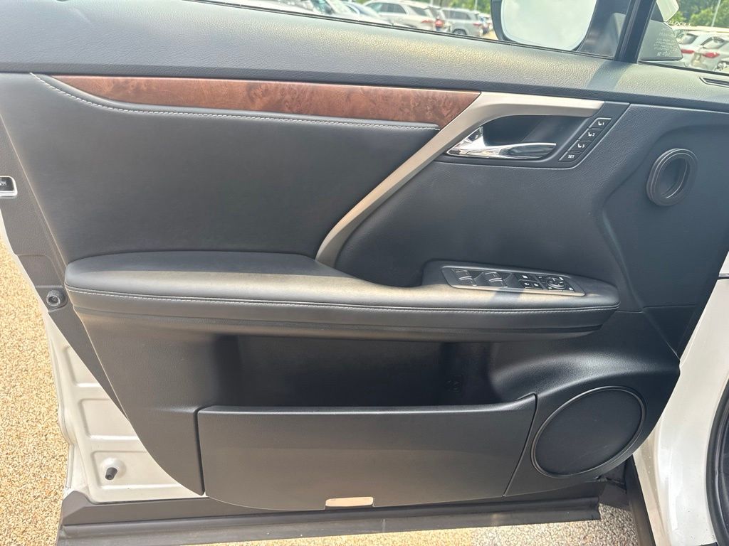2021 Lexus RX 350L - 10