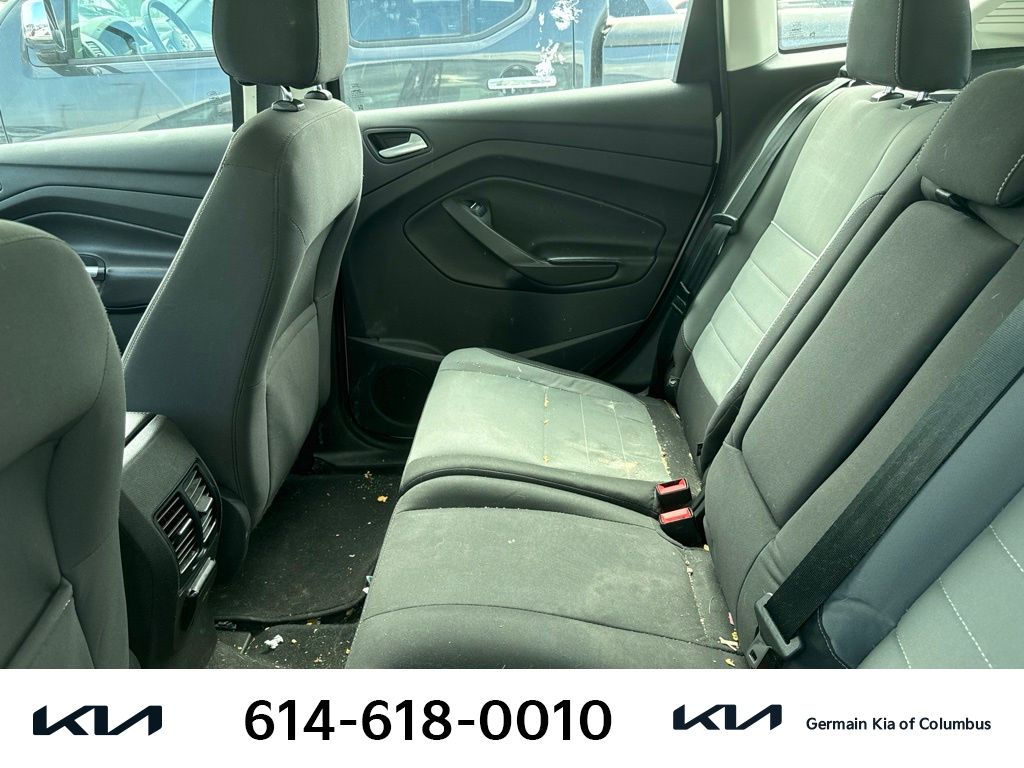 Used 2013 White Ford SE image 10