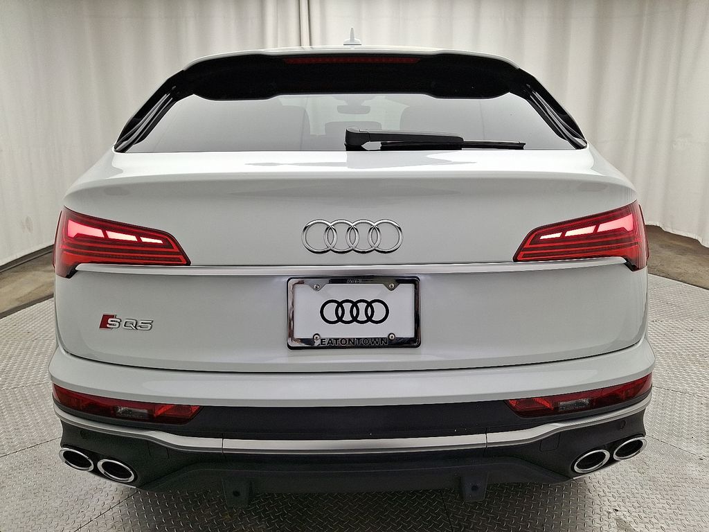 2022 Audi SQ5 Premium Plus 5