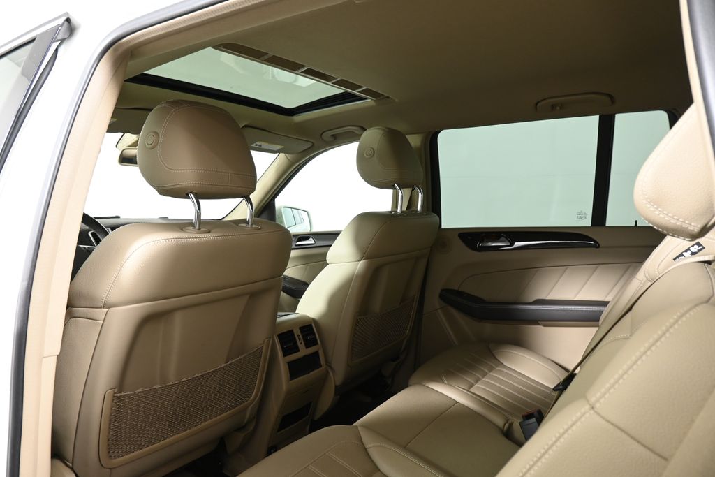 Thumbnail: 2015 Mercedes-Benz GL-Class - 6