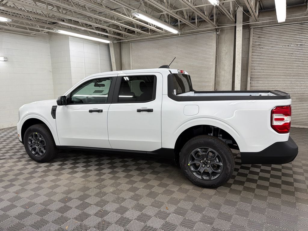 New 2026 White Ford XLT image 10