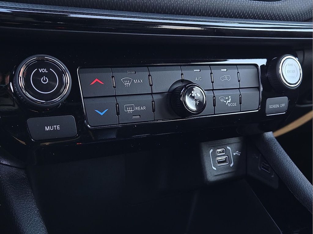 New 2026 Jeep Compass Latitude For Sale in Farmington, AR
