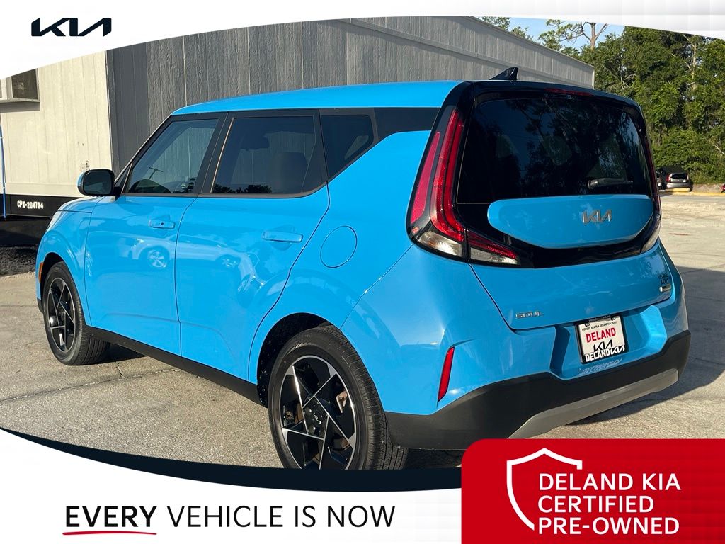 2023 Kia Soul EX - Photo 12