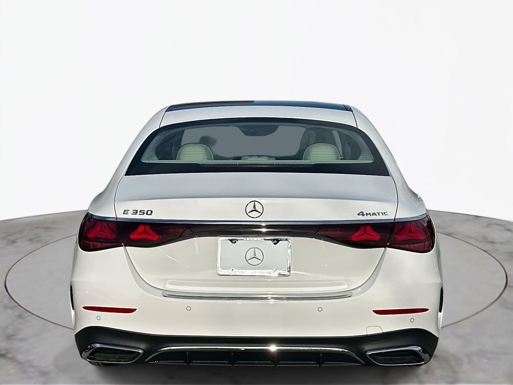 Thumbnail: 2026 Mercedes-Benz E-Class - 6