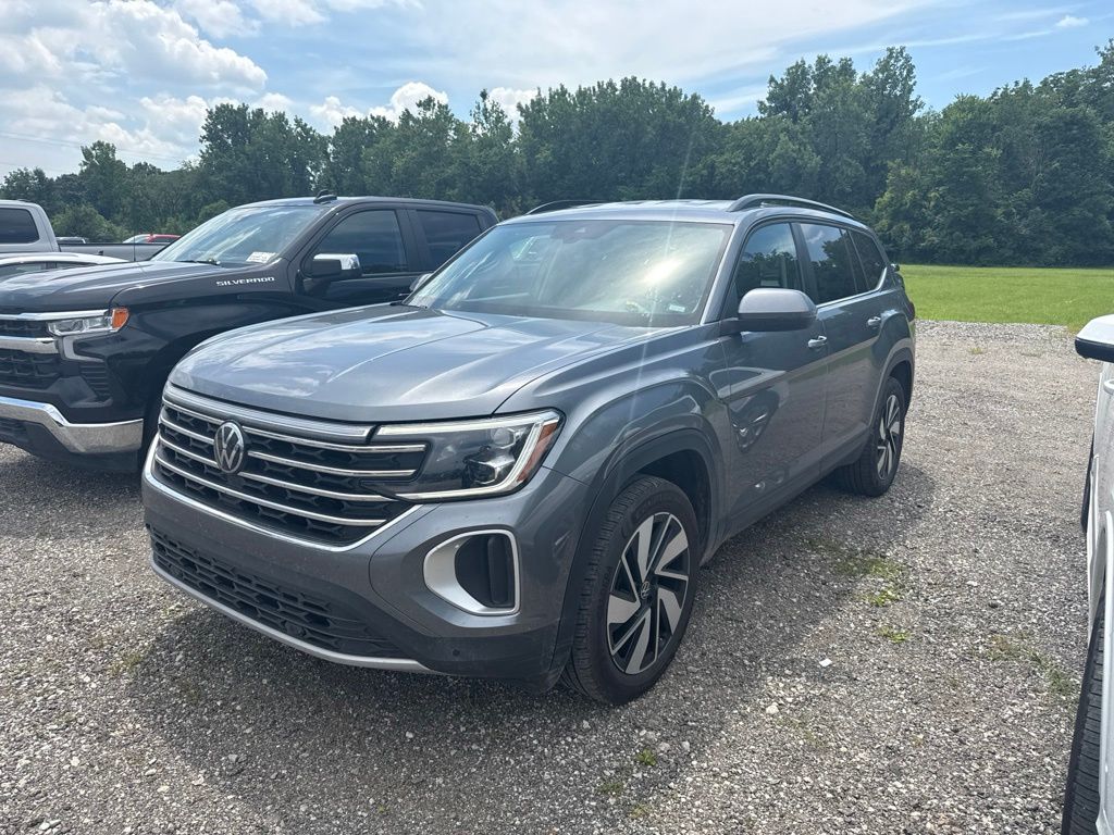  2025 Volkswagen Atlas SE FWD with Technology   